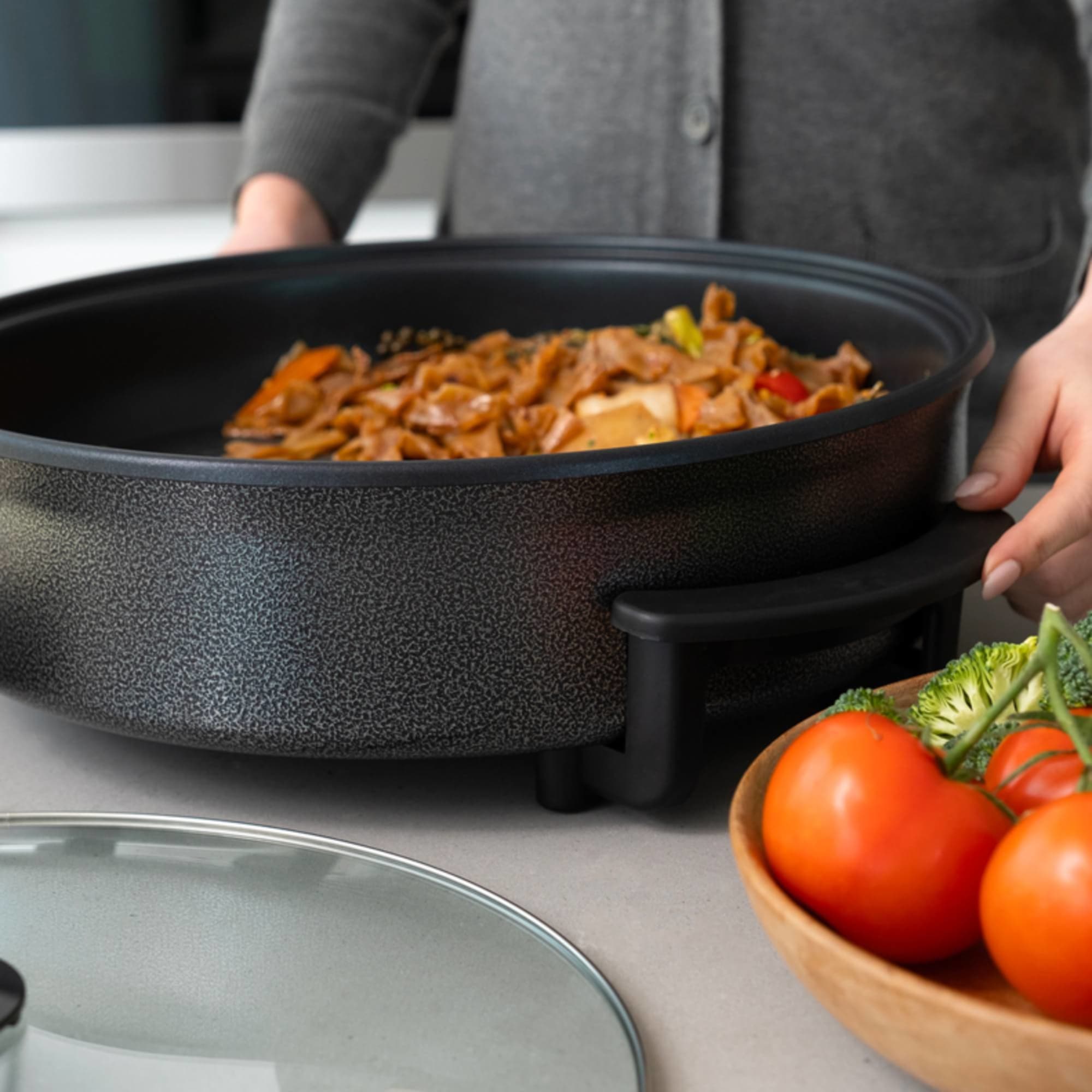 Healthy Choice Non Stick Electric Frypan Kitchen Warehouse™